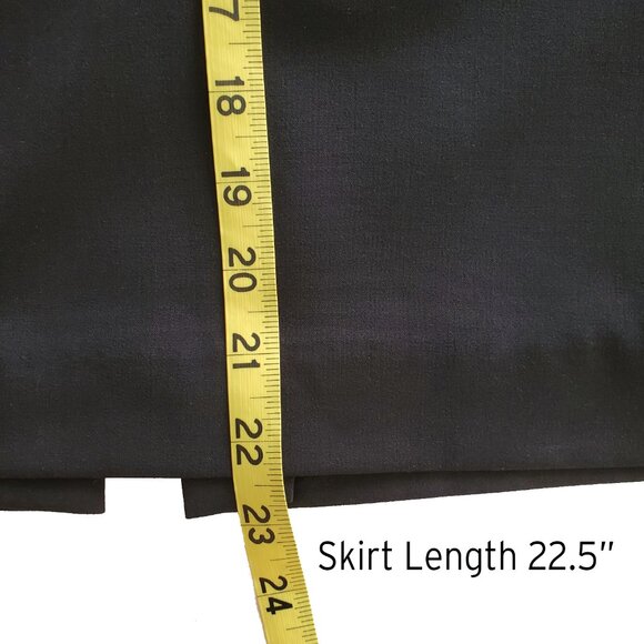 Tahari ASL Zip Front Plaid Skirt Suit with Peplum Size 4 - Picture 16 of 16